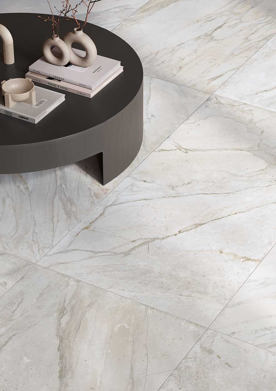 Antique Aurea marble-effect ceramic tile | Lanctôt Couvre-Sol Design